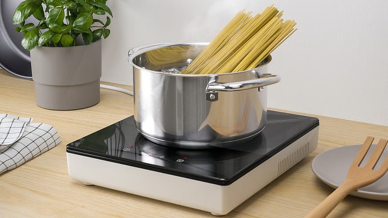 IKEA TILLREDA Portable induction cooktop, 1 zone white
