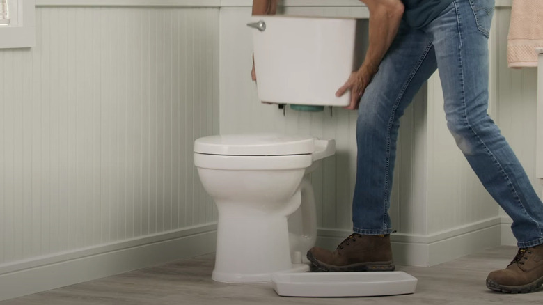 removing the toilet in bathroom 