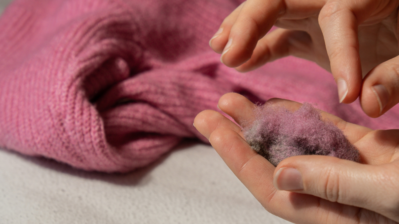 The Quick And Easy Way To Remove Lint In A Pinch Without A Lint Roller