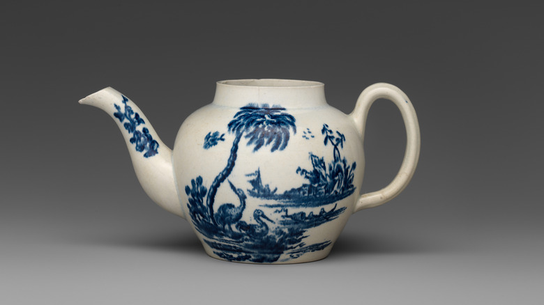 John Bartlam tea pot