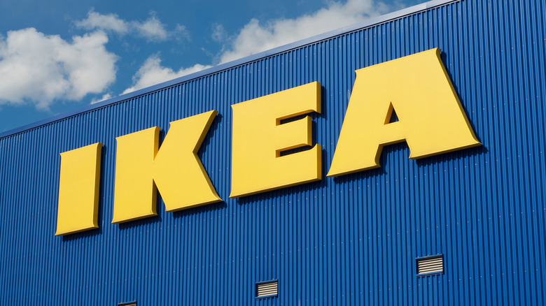 IKEA sign