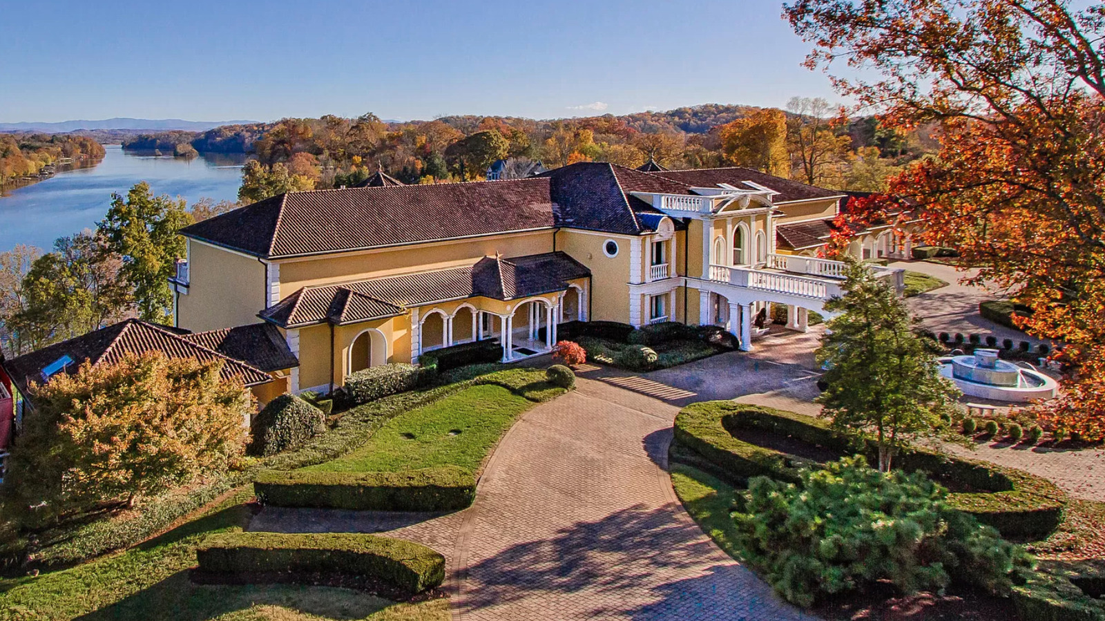 The Real Reason This 6.5 Million Mansion In Tennessee Is Being Torn Down