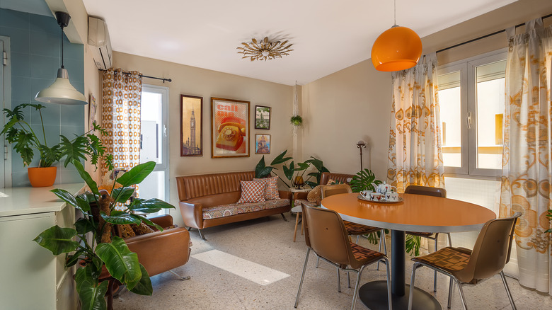 Seventies decor interior