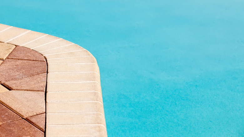 Bullnose pavers surrounding pool