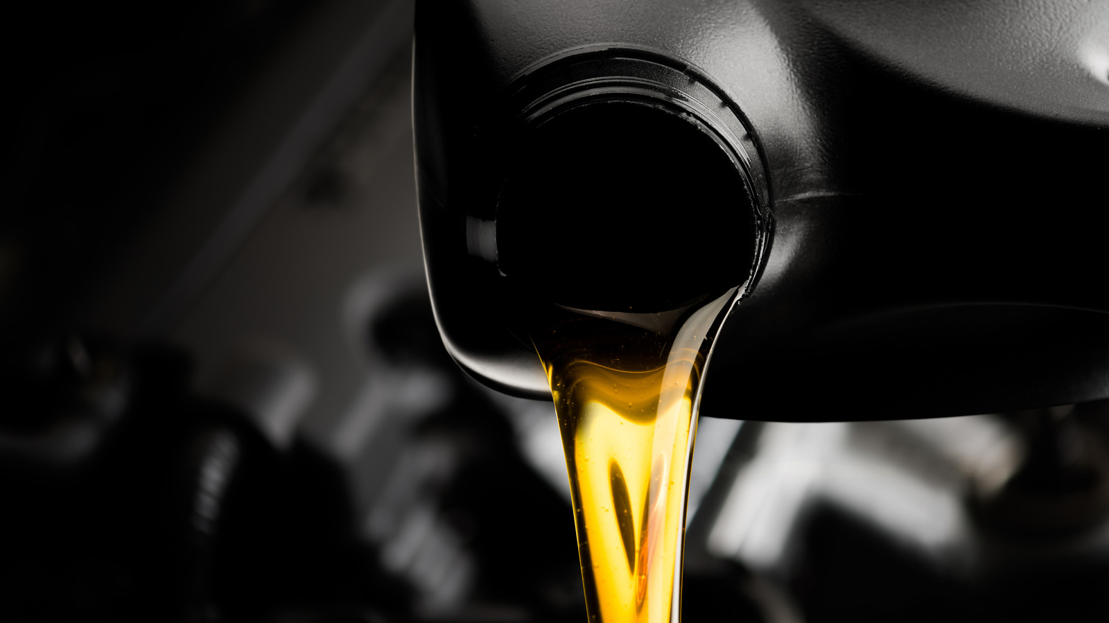 The Right Way To Dispose Of Motor Oil To Clean Out Your Garage