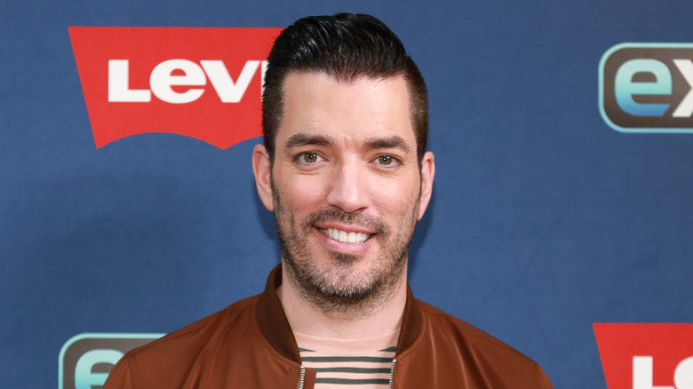 Drew Scott at a red carpet event at The Levi's Store Times Square