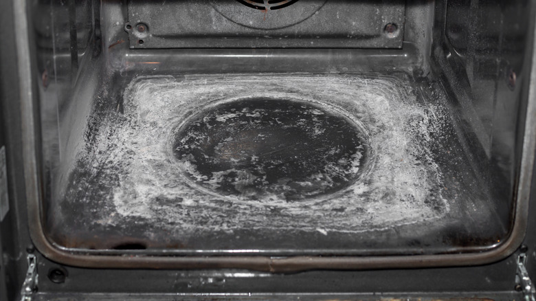 self cleaning oven to wipe