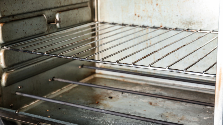 dirty oven rack problem area