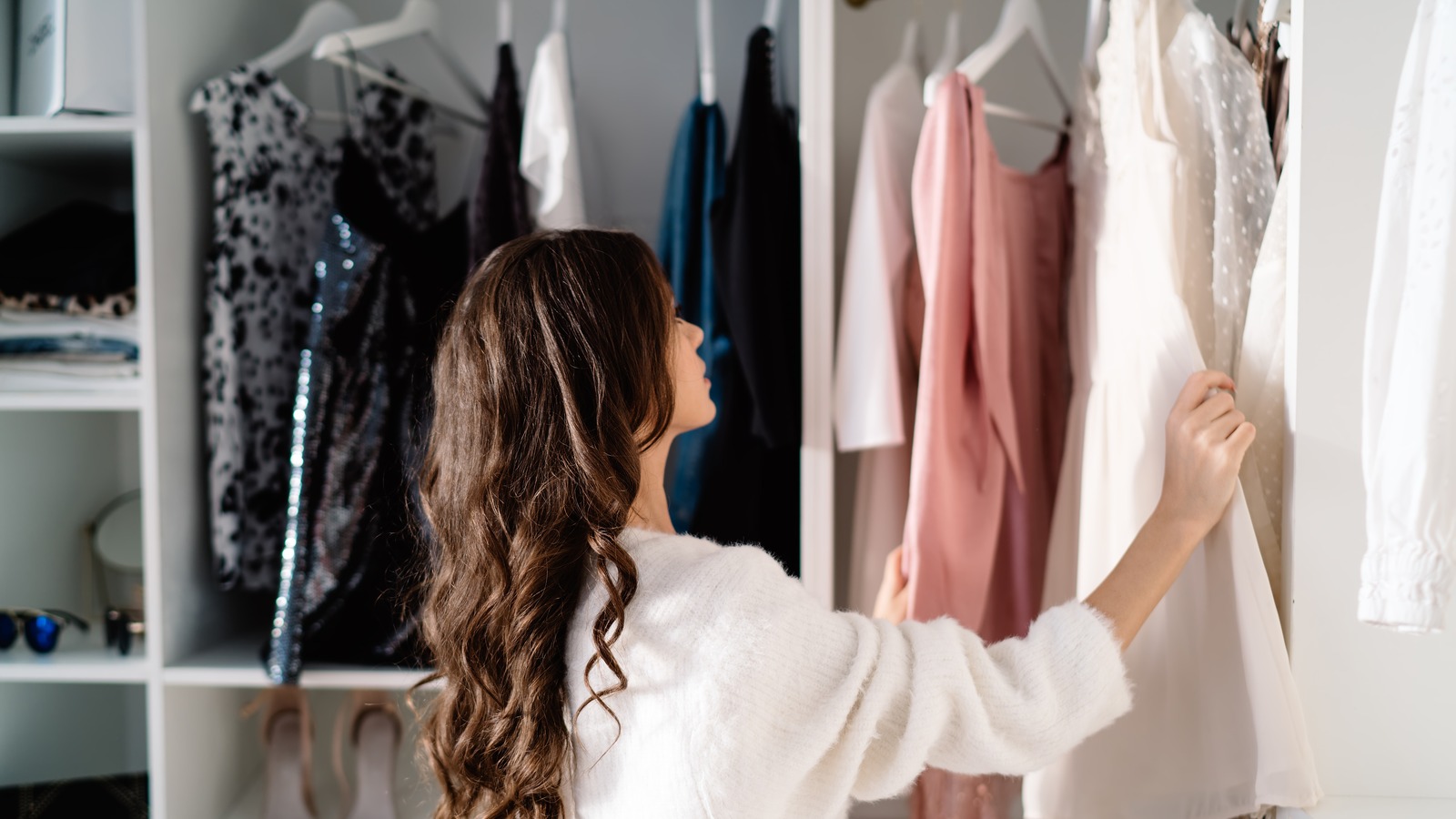 The Secret To Keeping Your Clothes On The Hanger Is In Your Office