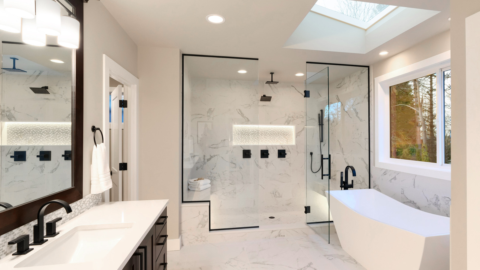 Curbless Shower Designs for a Spa Bathroom at Home