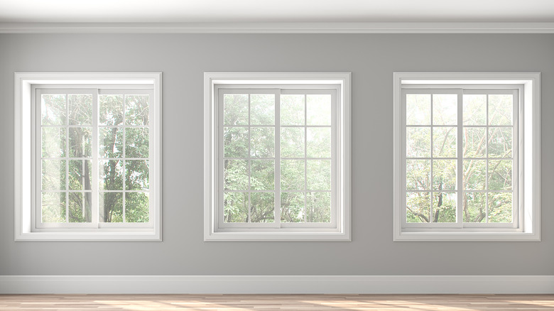 Three trimmed parallel windows