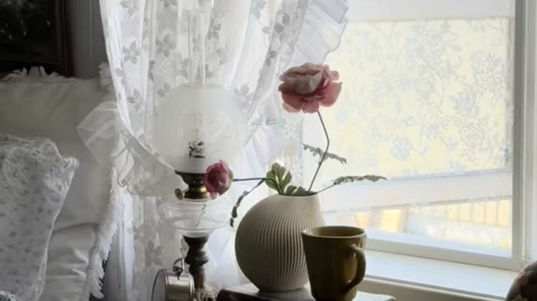 lace window coverings in cottage bedroom