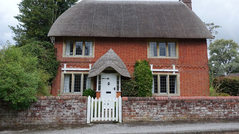 exterior of english country cottage