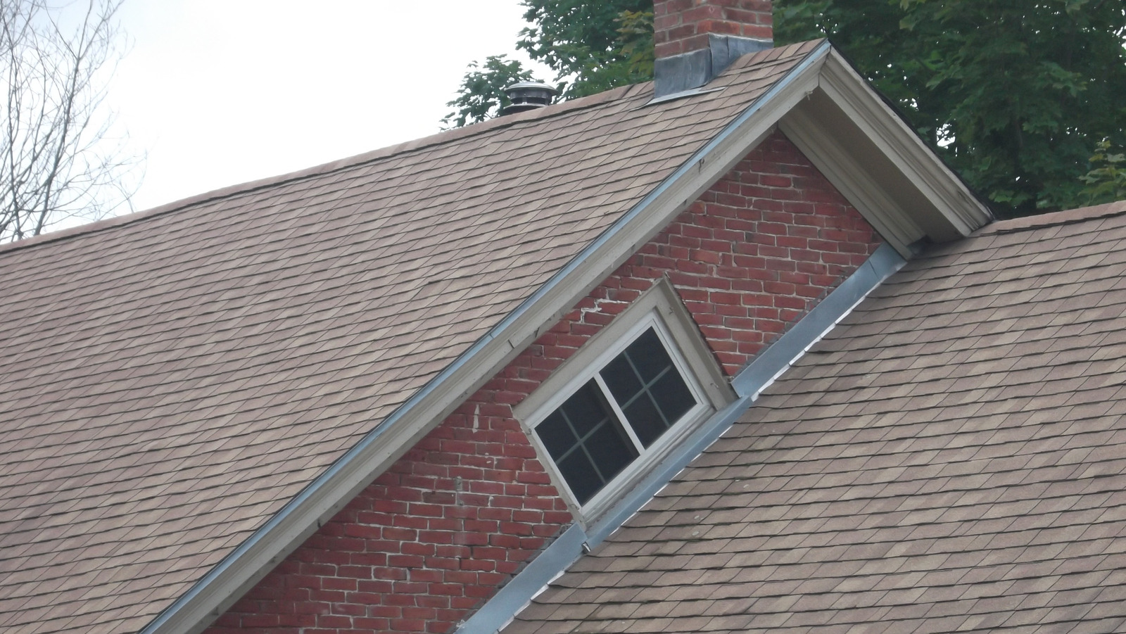 Window Frame Diagonal Design The Spooky Myth Behind Vintage Diagonal Windows (And What They Really Mean)