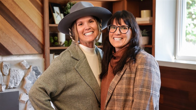 Leslie Davis and Lyndsay Lamb smiling