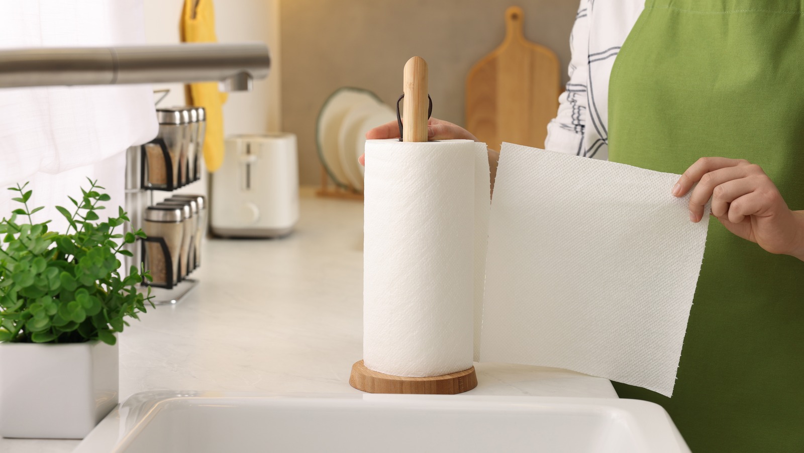 The Stylish Airbnb Paper Towel Hack That Adds Instant Charm To Your Kitchen – House Digest