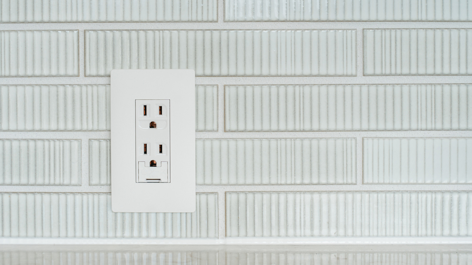 The Stylish Way To Hide An Unsightly Outlet (That's Also Childproof ...