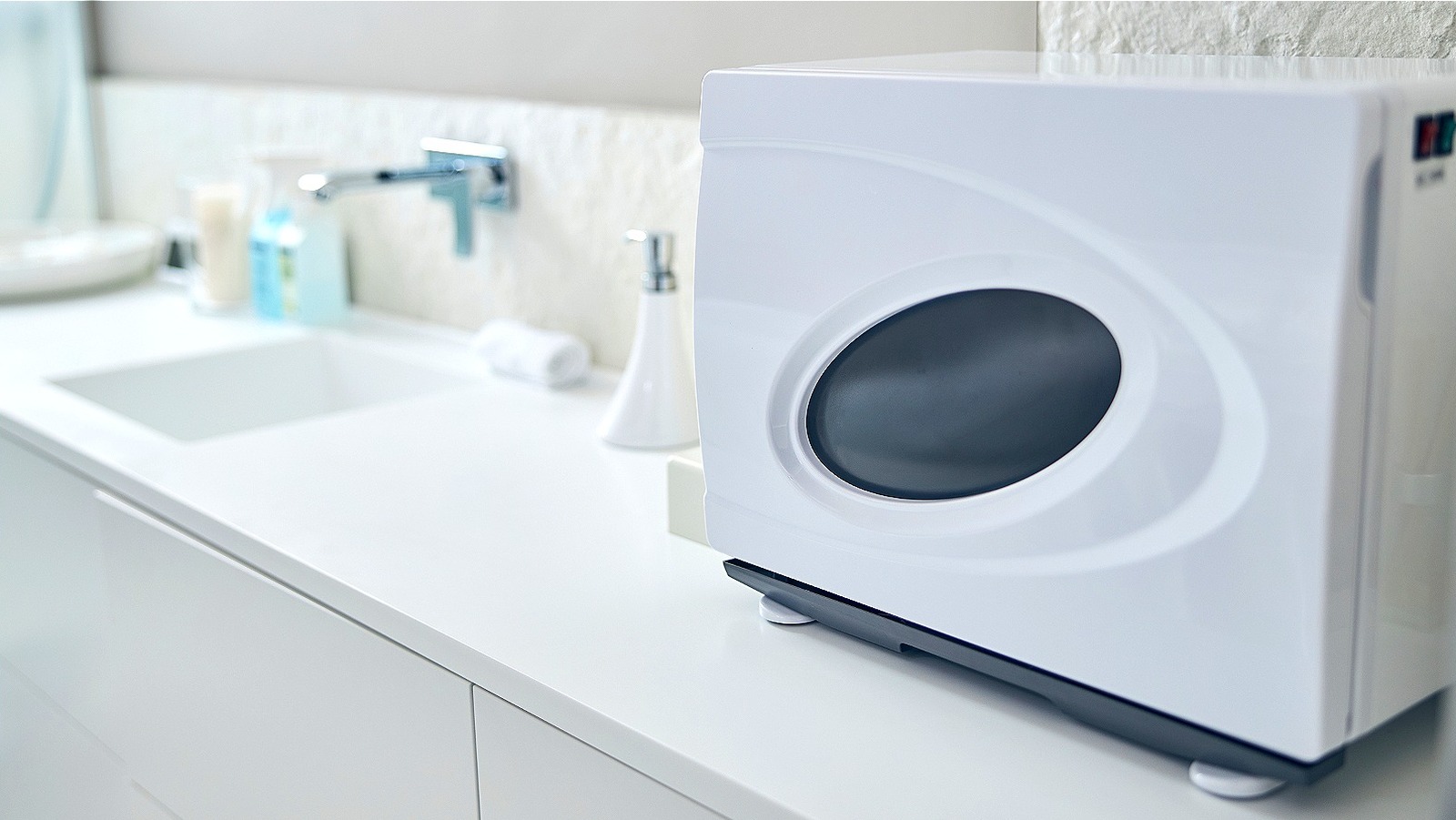 The Top 5 Best Towel Warmers To Give Your Bathroom A Luxurious Upgrade