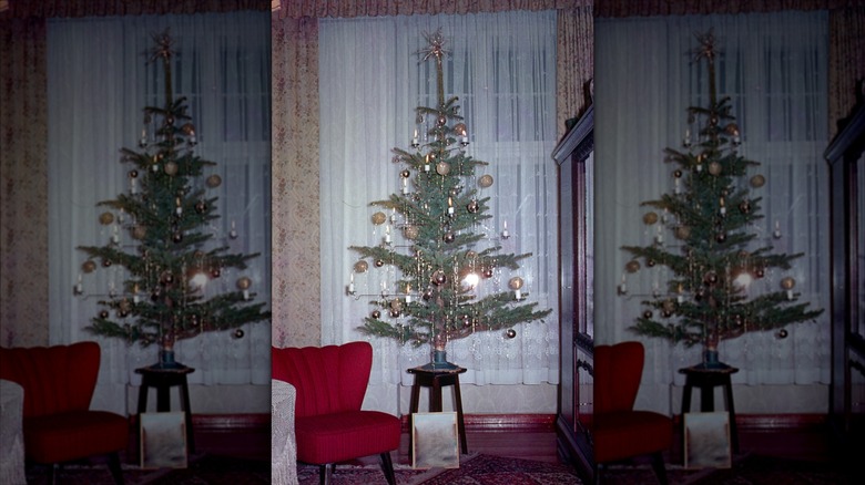 Vintage photo of a decorated Christmas tree