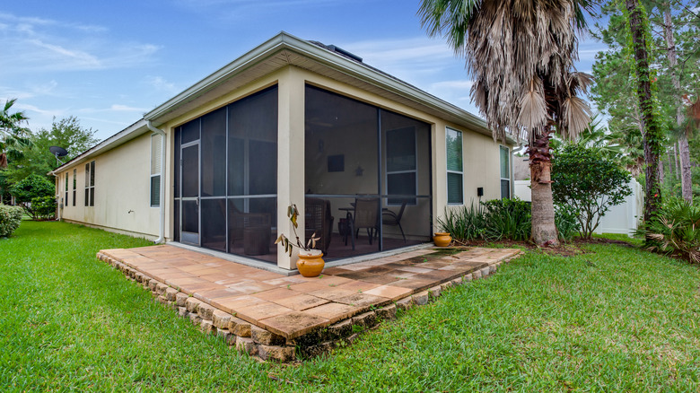 Screen doors on house