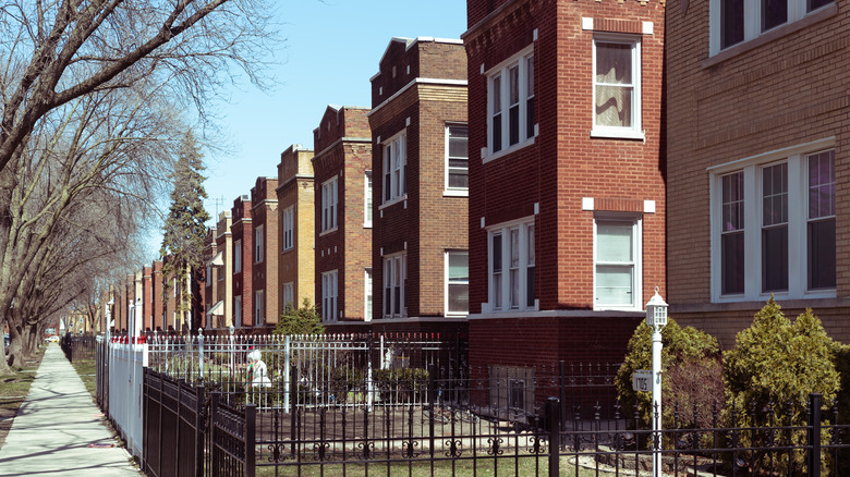 chicago two-flat buildings 