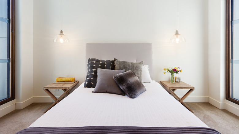 symmetrical bedroom room design