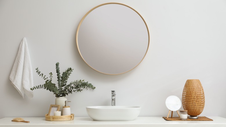 bathroom vanity