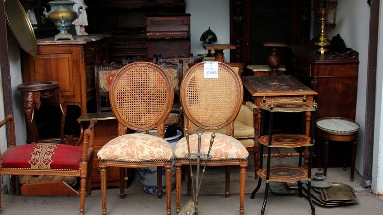 Photo of antique furniture for sale