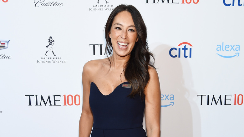 Joanna Gaines red carpet smiling