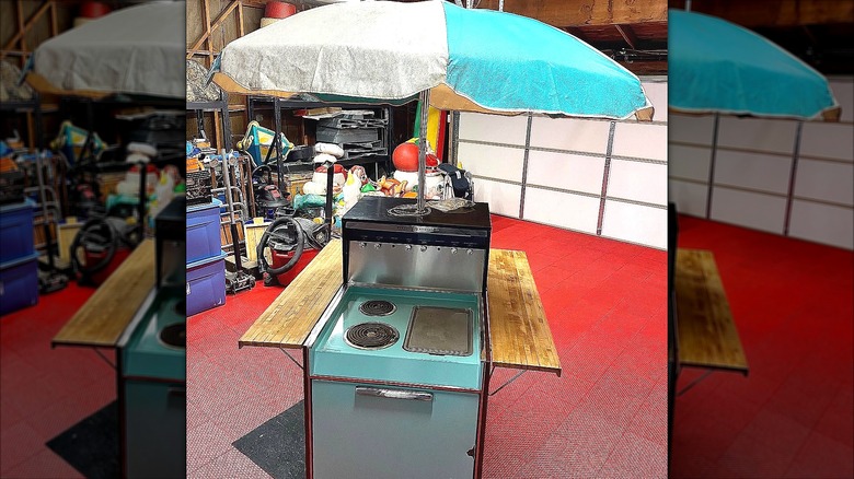 Vintage GE Patio Cart from the 1950s.