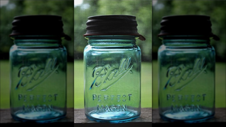 Antique Ball Perfect Mason jar pint