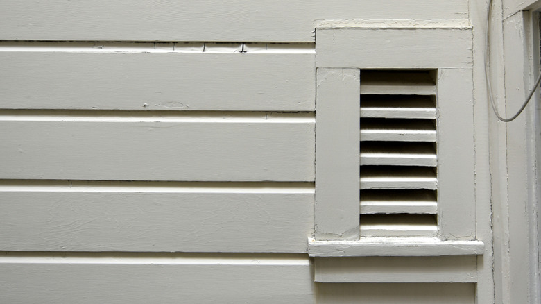 One of the exterior vents of a California cooler