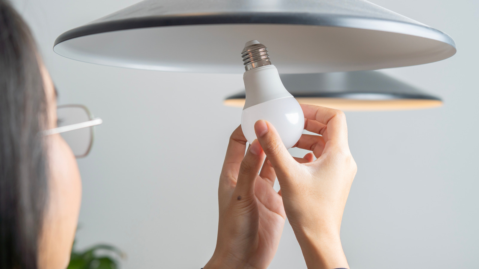 The Worst Place For LED Lightbulbs That Makes Them Burn Out Way Faster