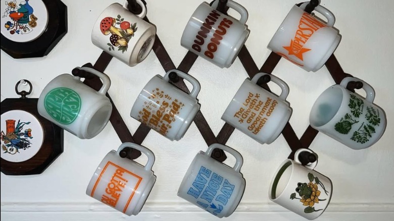 Mugs hung on accordian rack