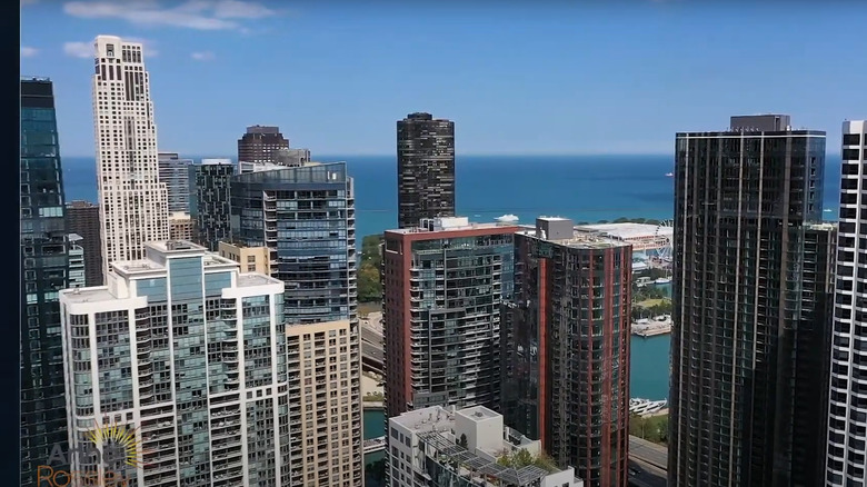 Downtown Chicago neighborhood with lake view