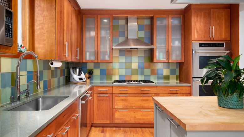 multi-color kitchen backsplash