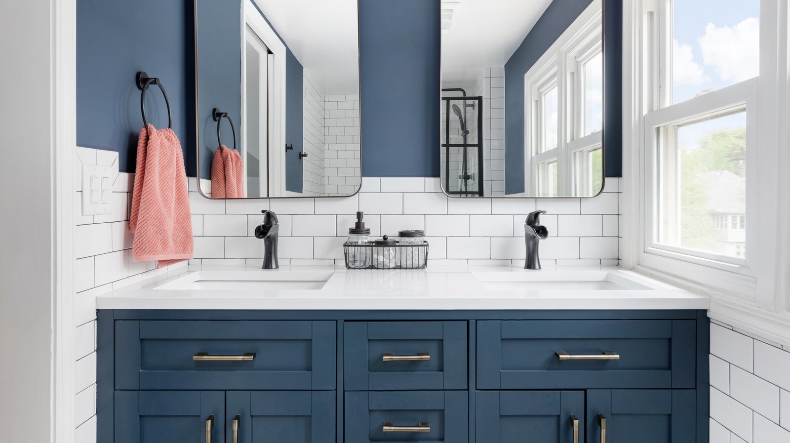 What Is The Best Moisture Resistant Paint For Bathrooms? 6 Best Moisture Resistant Paint For Bathrooms