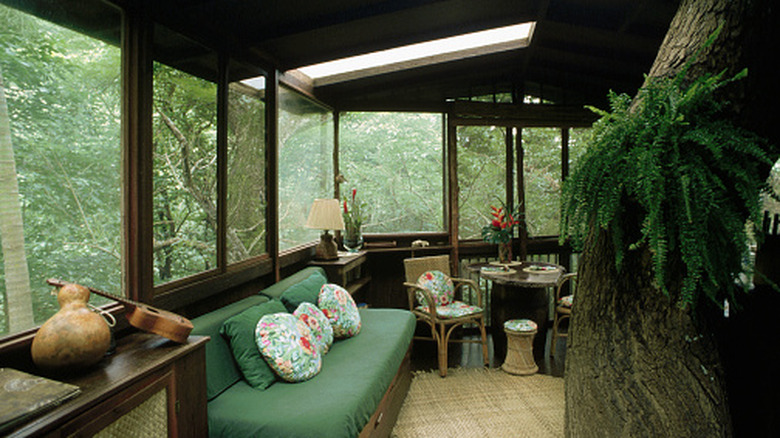 The sun room in a 1970s home in Hawaii.