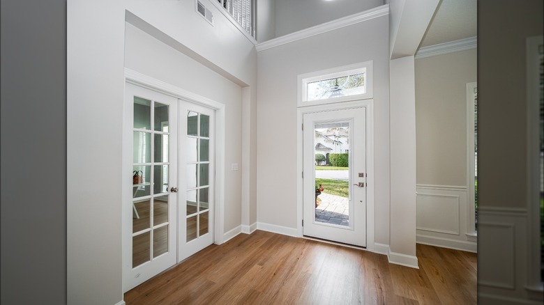 entryway with awkward space 