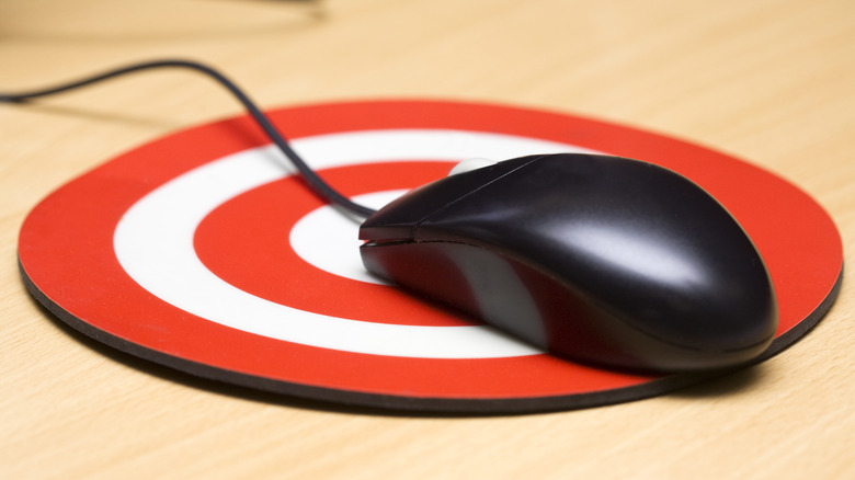 mouse on mousepad
