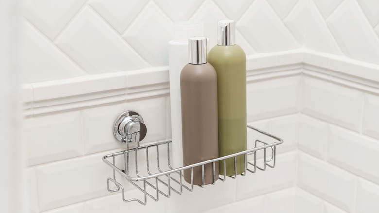 Suction cup shower organizer
