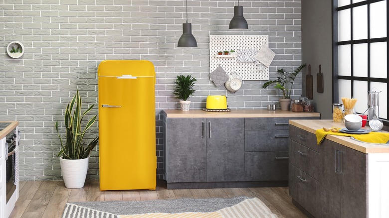 Yellow appliances in kitchen