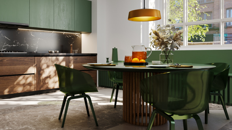 House with a kitchen table