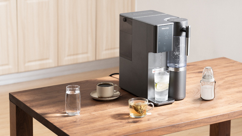 Waterdrop Filter countertop hot/cold dispenser