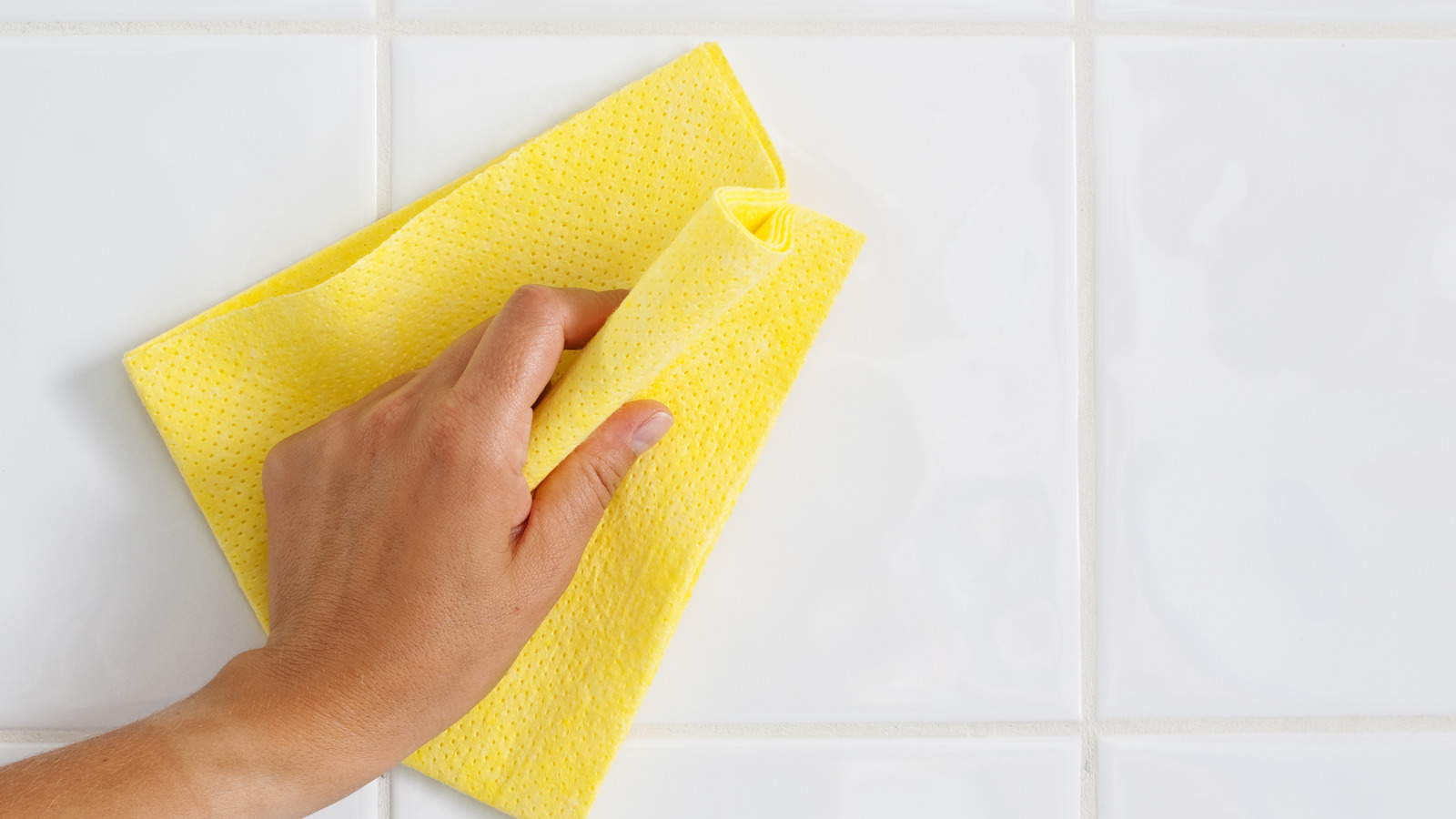 This Natural Ingredient May Be The Secret To Spotlessly Clean Tile