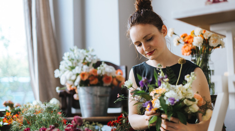 This TikTok-Approved Hack Will Make Arranging Flowers So Much Easier