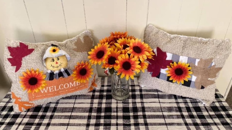 throw pillows with flowers