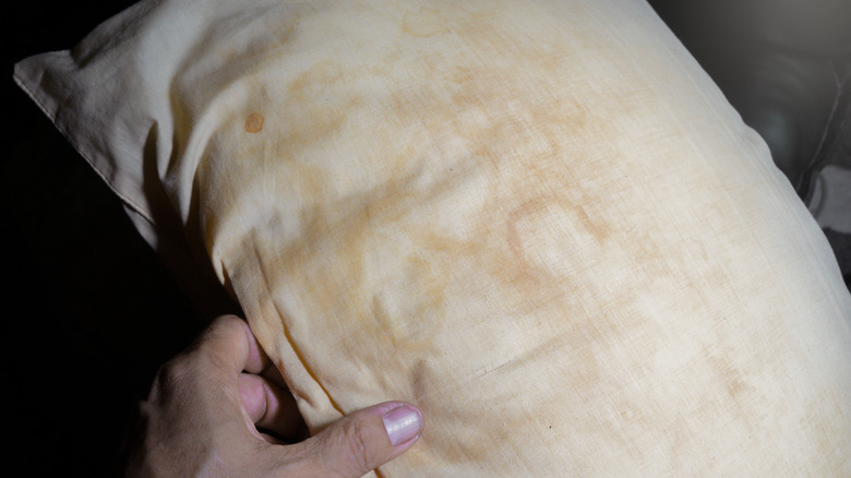 Dirty pillow 