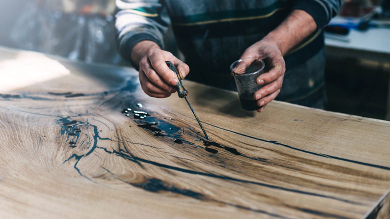 Filling wood holes with epoxy