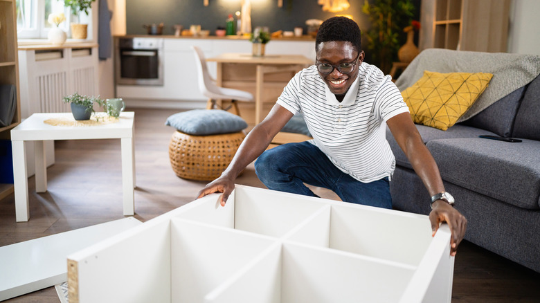 building white box shelves 